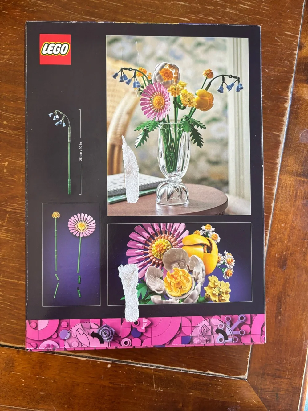 Lego Botanicals Petite Sunny Bouquet — Pink, Yellow, Green, Light Blue, White